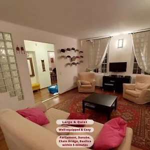 Apartment Queen Zita 130 M2 Near Chain Bridge, Budapest